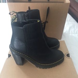 Dr. Marten women’s boots | Style: Magdalena